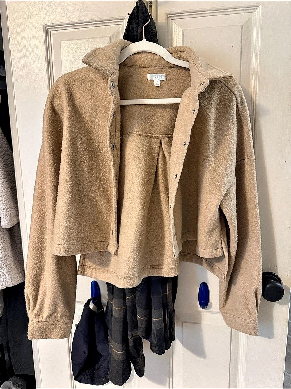 Cropped shacket